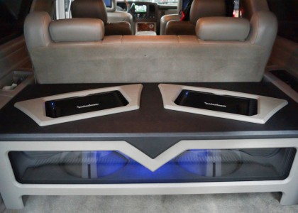 2004 Cadillac Escalade Custom Rockford Fosgate Sub Enclosure Speaker Box