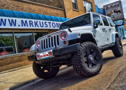 Multi Color Halo Lights and LED Strip Lighting 2012 Jeep Wrangler