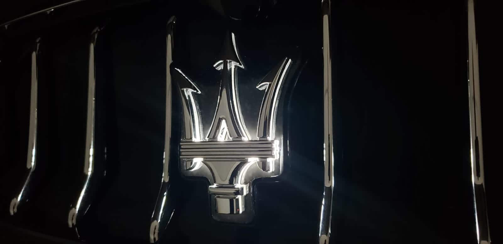 YONGYAO Lumière De Décoration De Logo De Porte De LED pour Maserati Quattroporte 09-17 Ghibili 14-17 